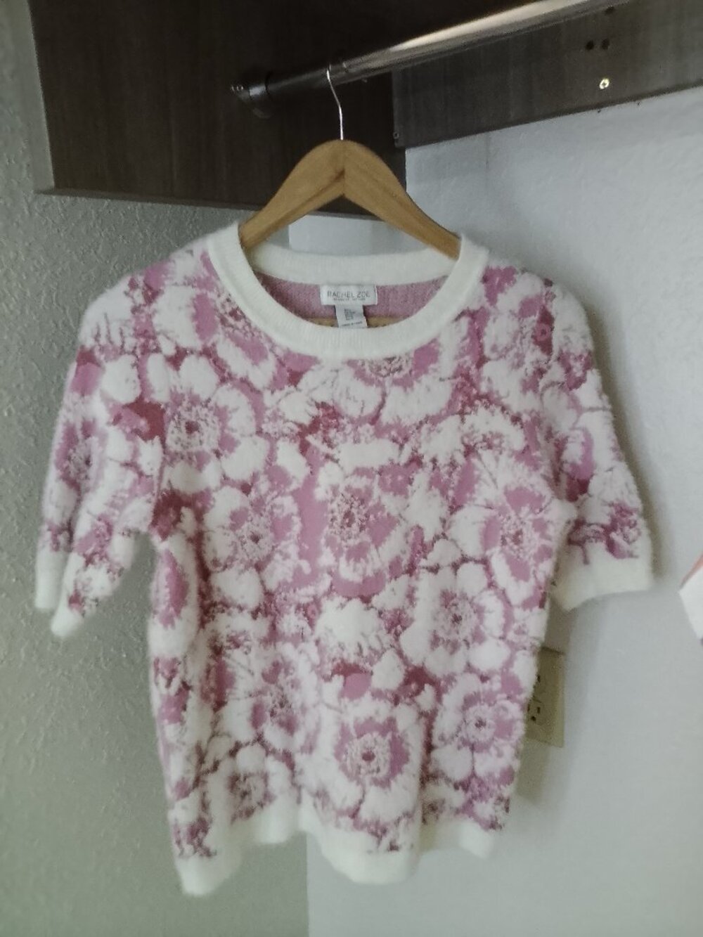 Rachel Zoe Sweater Womens Small Pink Floral Crew Neck Short Sleeve Knit